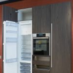 Zawias uzupełniający Kamat, Do zabudowy lodówek, kąt otwarcia 115°