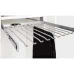 Wysuwany wieszak na spodnie,